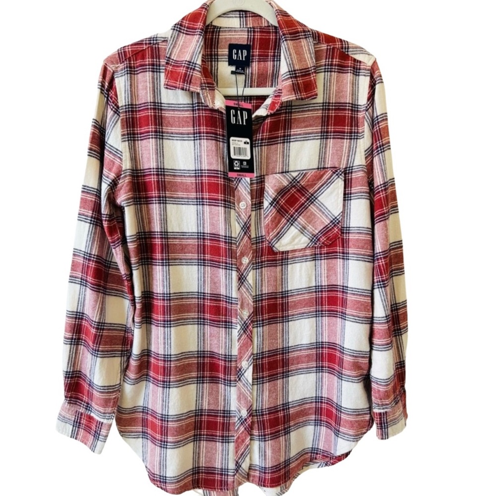 GAP Women’s Red Relaxed Fit Flannel Shirt Size Small NWT